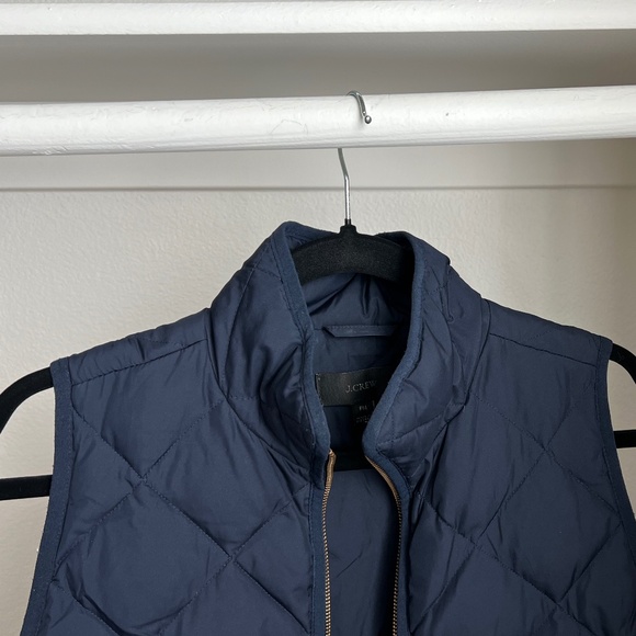 J Crew Quilted Vest | Navy | Petite Medium - Picture 3 of 4